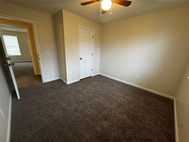 Building Photo - 875 Joseph Club Dr