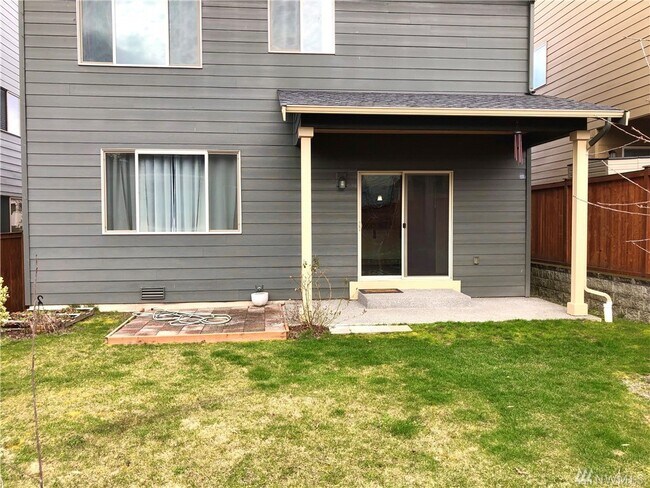 Building Photo - 20309 79th St Ct E