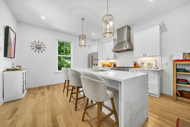 Building Photo - 57 Grampian Way