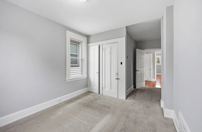 Building Photo - *1762 Williams Ave,  Recently Updated 4BR, 2BA House in Norwood*