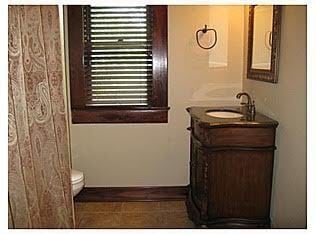 Building Photo - Historical Style Home Minutes from Campus and Downtown Fayetteville