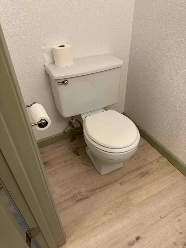 Building Photo - 8810 Washburn St