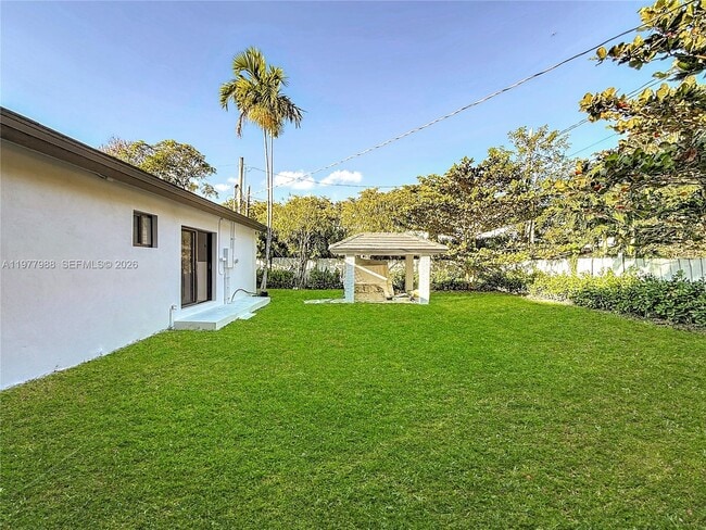 Building Photo - 3521 SW 58th Ct