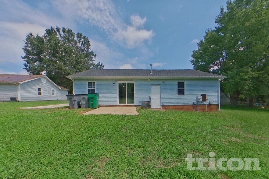 Building Photo - 7307 Hooksett Ct