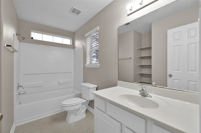 Building Photo - 180 Binnacle Ct
