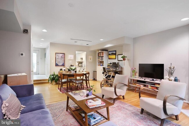 Building Photo - 3307 19th St NW