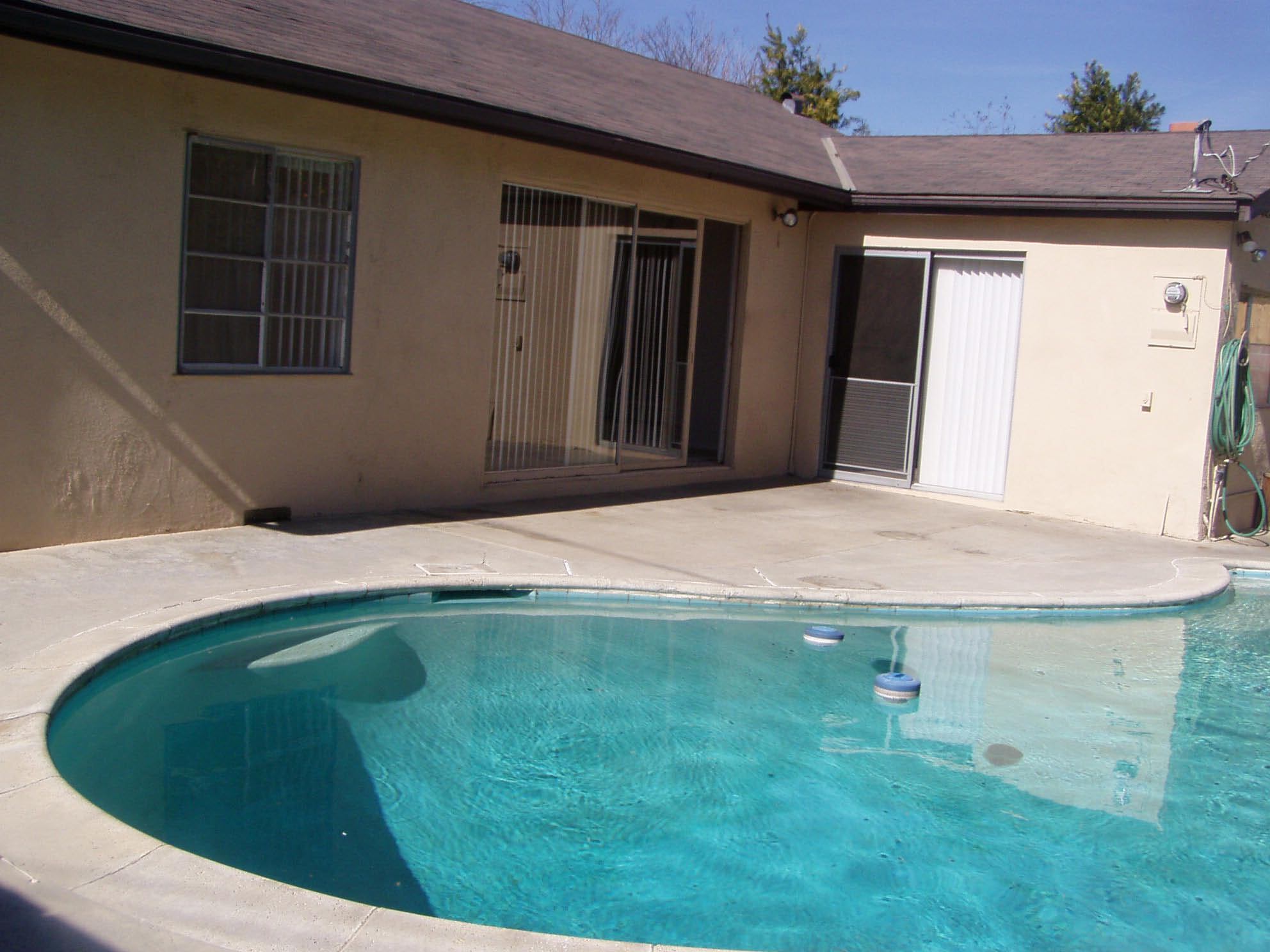 Building Photo - 8420 Casaba Ave