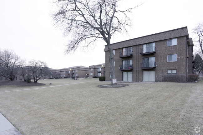 Primary Photo - Mill Cove Apartments