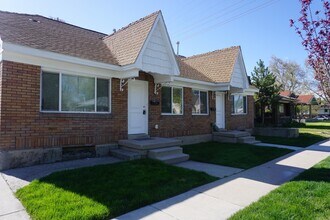 Building Photo - 500 E. Duplex