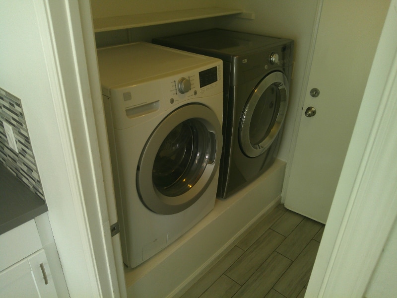 Building Photo - 973 Cedar Pines St