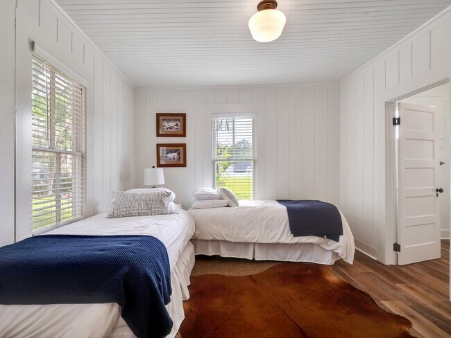 Building Photo - 101 Reid St