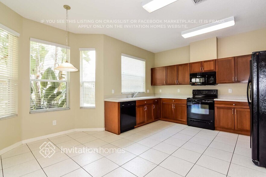 Building Photo - 3604 Beneraid St