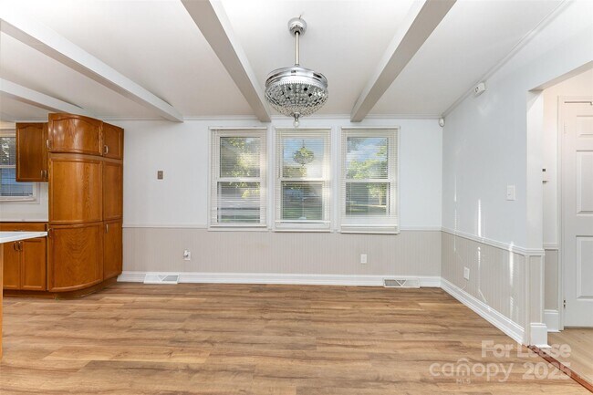 Building Photo - 4301 Eagle Chase Dr