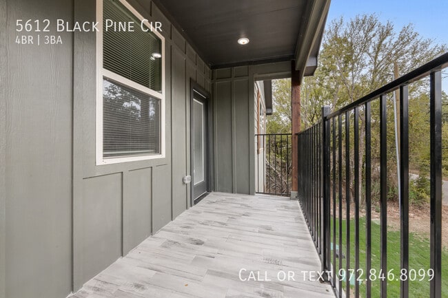 Building Photo - 5612 Black Pine Cir