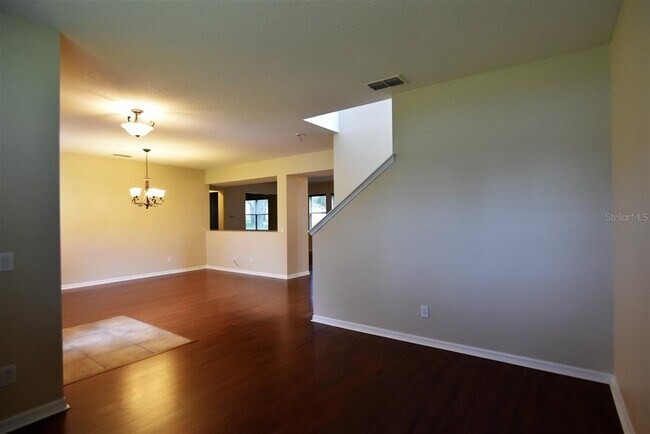 Building Photo - 2870 Grassmoor Loop