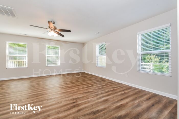 Building Photo - 138 Arrowhead Dr