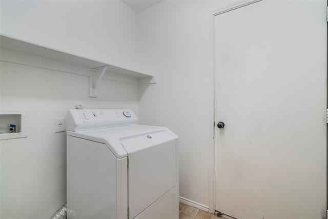 Building Photo - 2901 Saddle Dr