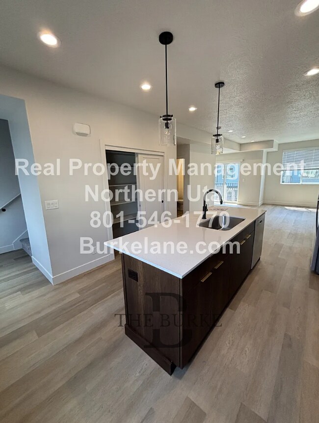 Building Photo - Newly Built 3 Bed 2.5 Bath Townhouse