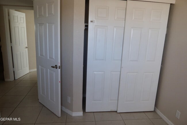 Building Photo - 11517 Cree Ct