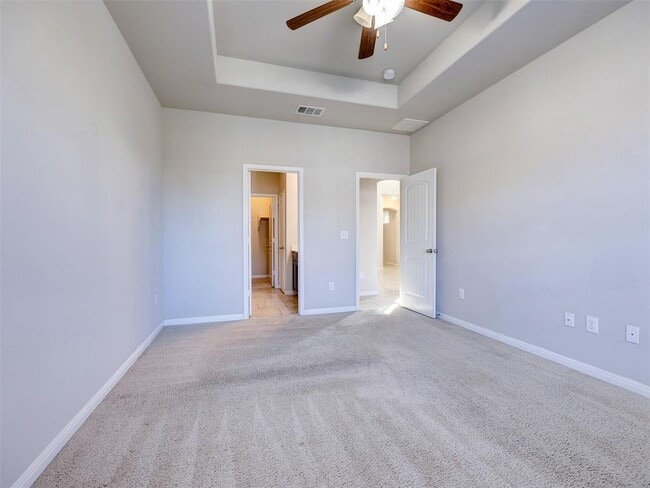 Building Photo - 408 Epiphany Ln