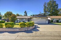 Building Photo - Available November 1st - Your Perfect Holi...