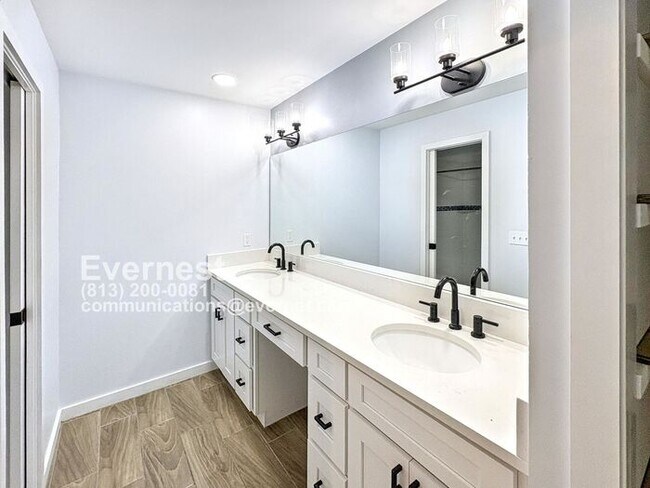 Building Photo - 3-Bedroom/2-Bath Home with Fenced Yard & Private Pool/ Available Soon!