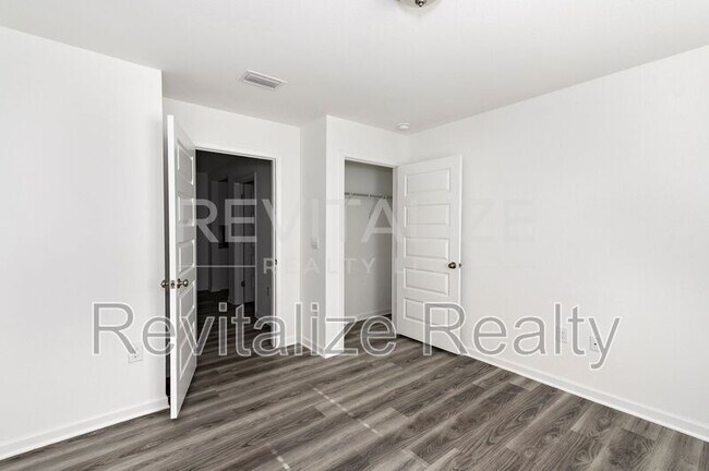Building Photo - 428 Preston Wy