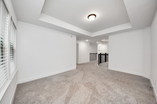 Building Photo - 20926 White Rock Crk Dr