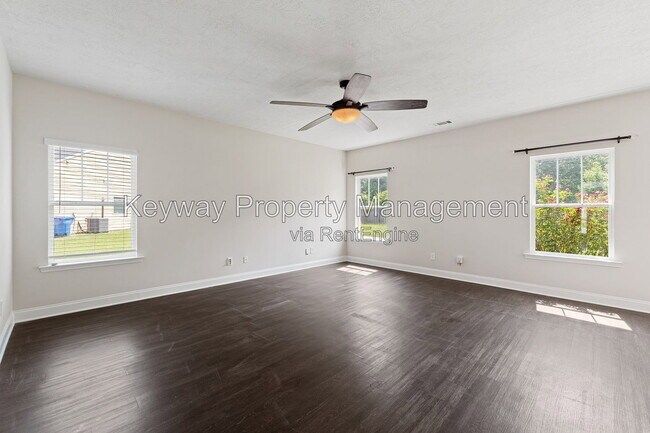 Building Photo - 135 Beallwood Dr