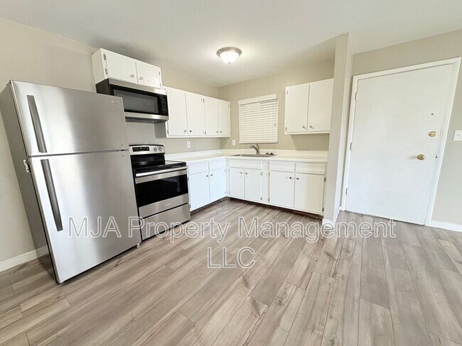 Building Photo - 2640 W 3800 S