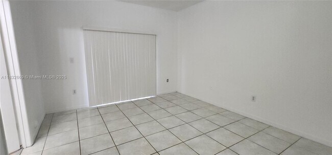 Building Photo - 14935 SW 34th St