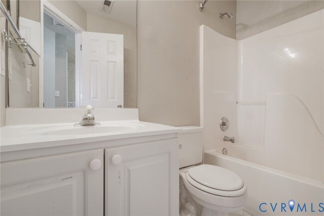 Building Photo - 405 Donelson Loop