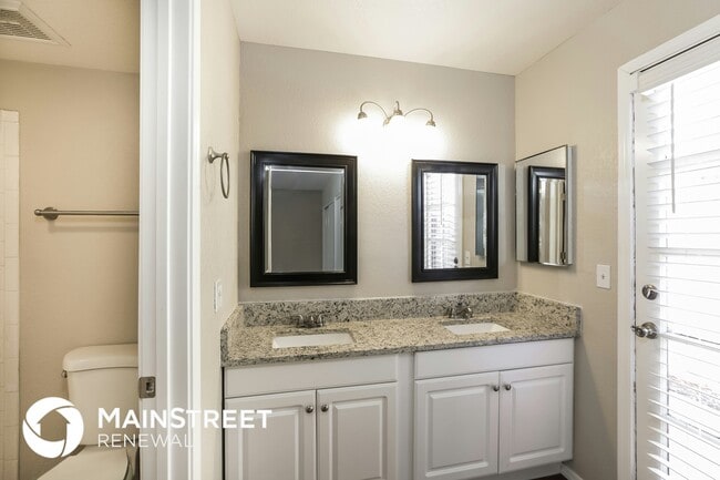 Building Photo - 5639 W Mescal St