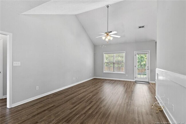 Building Photo - 9032 Grouse Run Ln