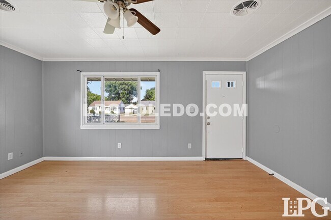 Building Photo - 5207 Bennett Rd