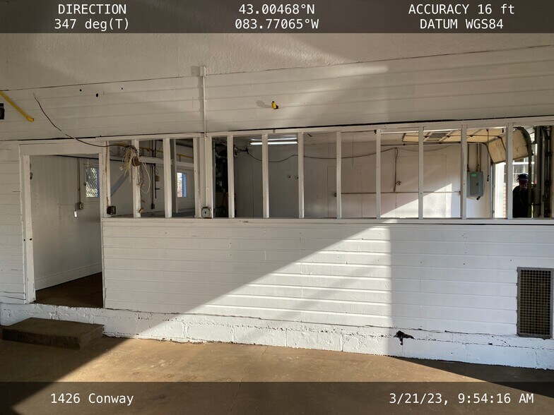 Shop - 1424 Conway St
