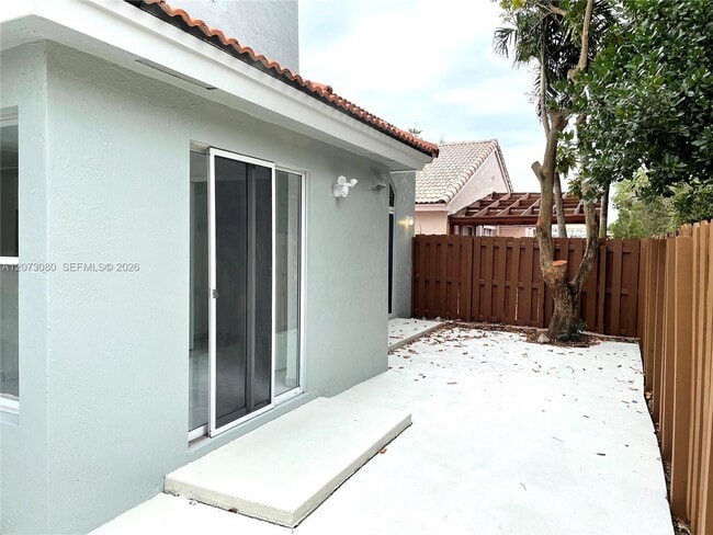 Building Photo - 15870 SW 85th Ln