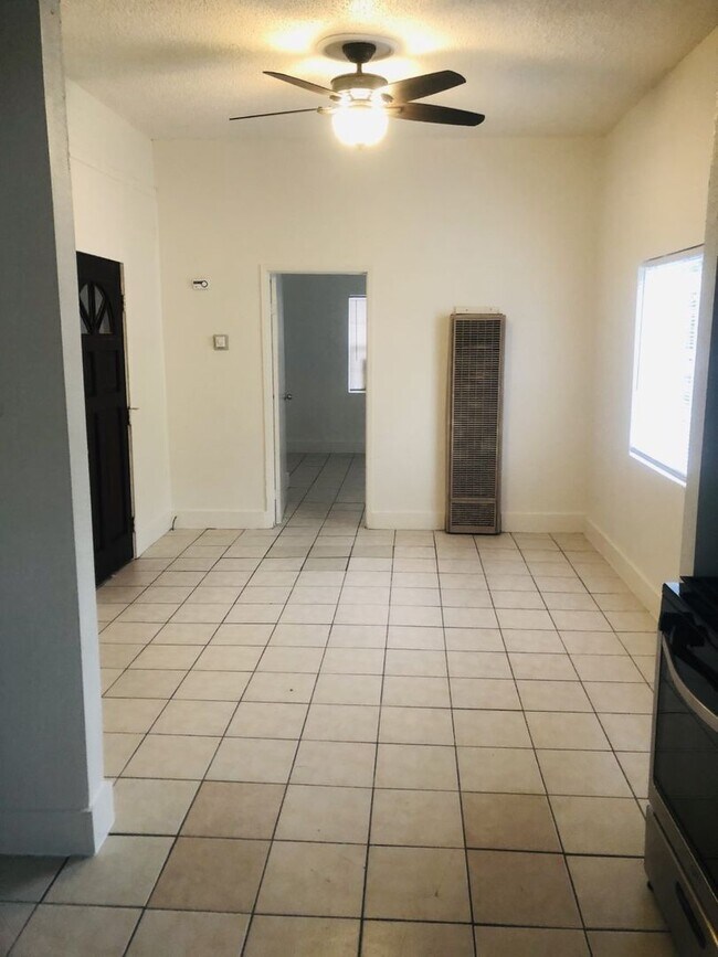 Building Photo - 1550 Montgomery St