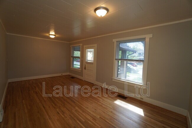 Building Photo - 3132 Perry St