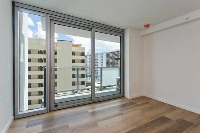 Primary Photo - 1500 Rycroft St