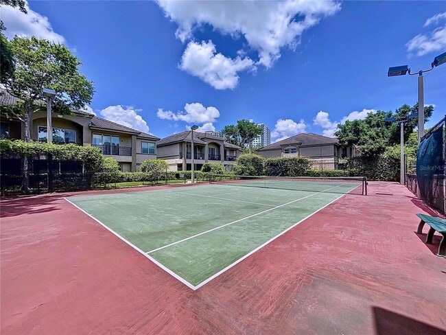 Building Photo - 704 Seagate Dr