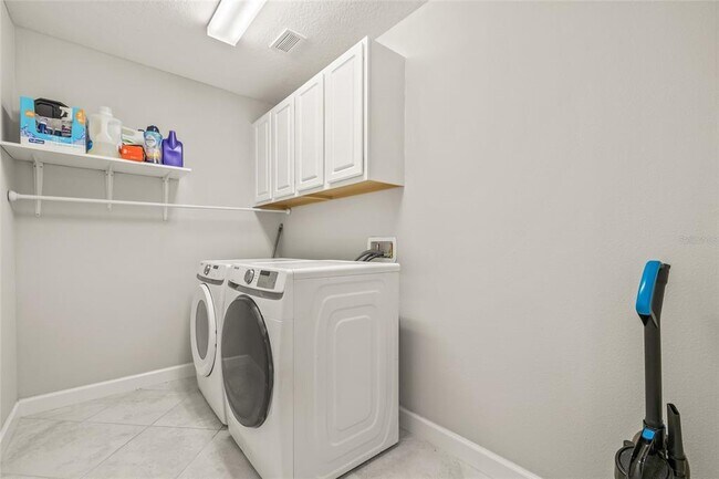 Building Photo - 3212 Calvano Dr