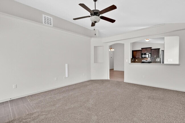 Building Photo - 14900 Tim Hardaway