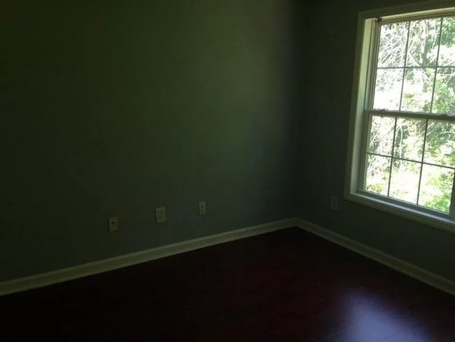 Building Photo - 815 Woodgreen Dr