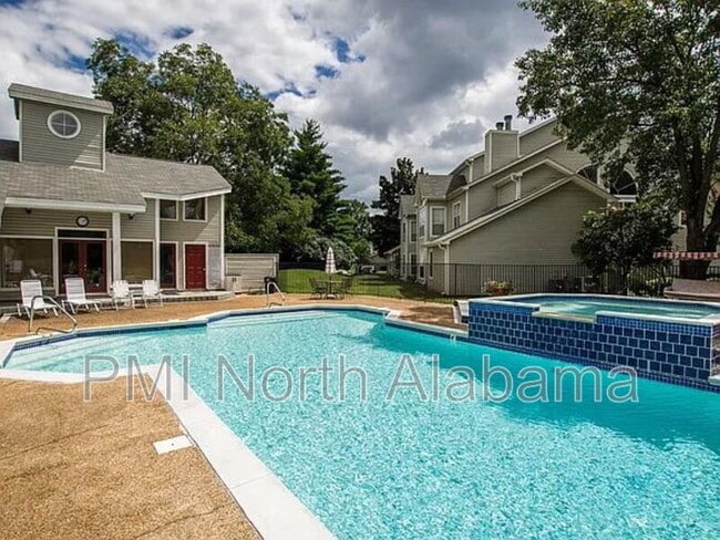 Building Photo - 1014 Stones Throw Dr NW