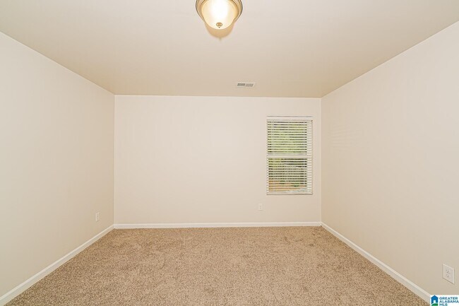 Building Photo - 180 Belmont Way