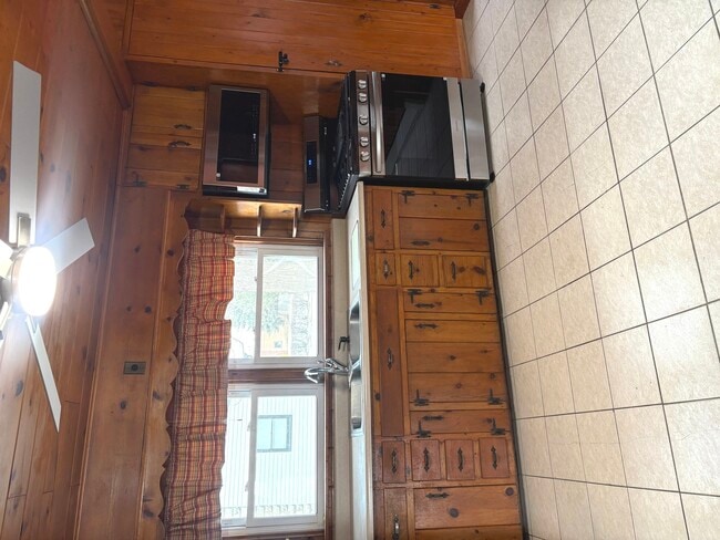 Building Photo - 60 E 162nd St