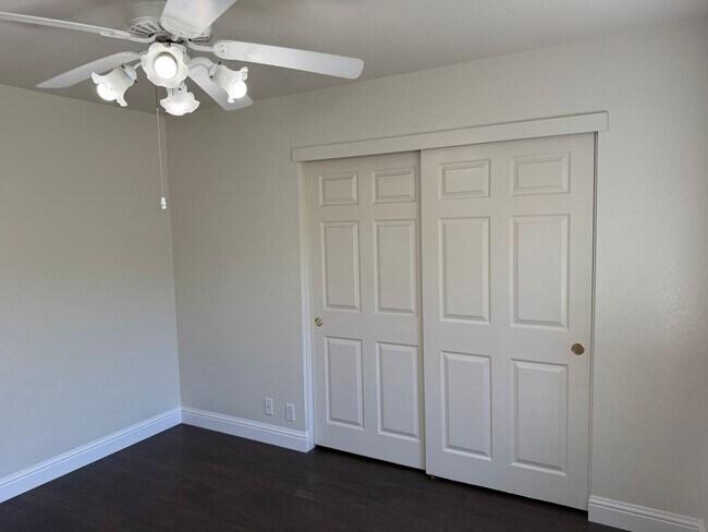 Building Photo - 9223 Camden Lake Way