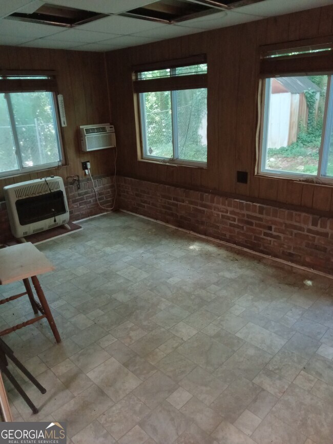Building Photo - 969 Redan Trail
