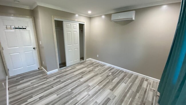 Building Photo - NEWLY BUILT 4BD HOME NESTLED IN WAIMALU!